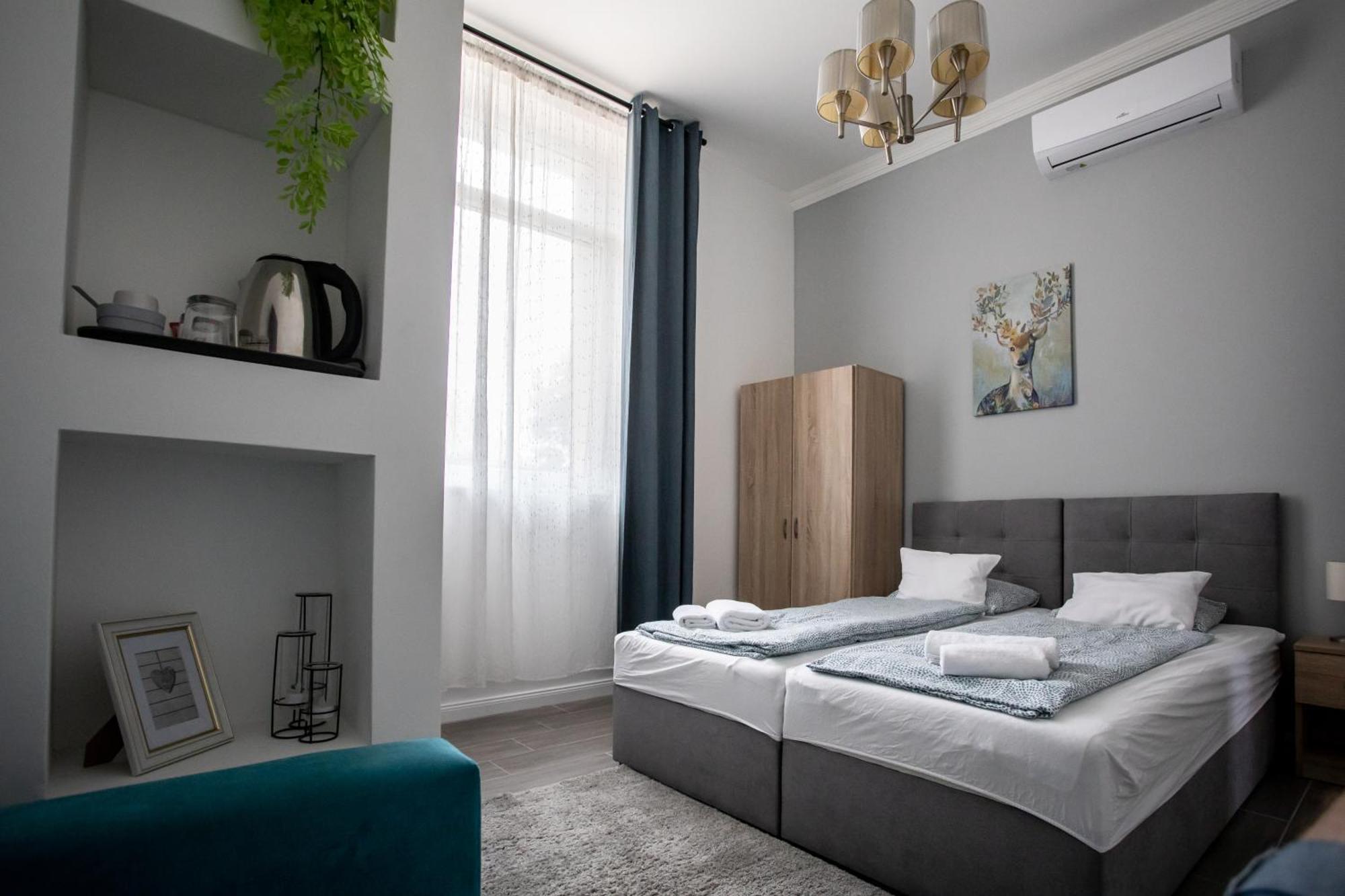 Bed and Breakfast Arnyas Panzio Goedoello Exteriér fotografie